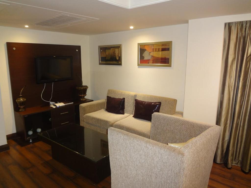 Posezení v ubytování Fortune Park, Ahmedabad - Member ITC Hotels' Group