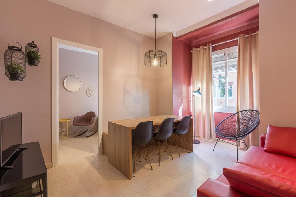 ApartEasy - Plaza España & Fira