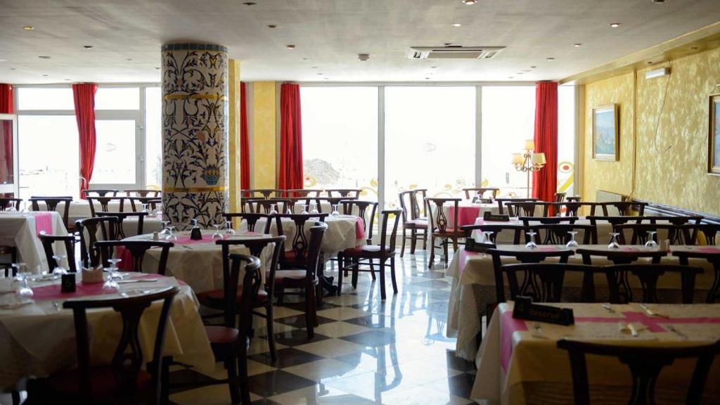 Εστιατόριο ή άλλο μέρος για φαγητό στο Abbasides Palace