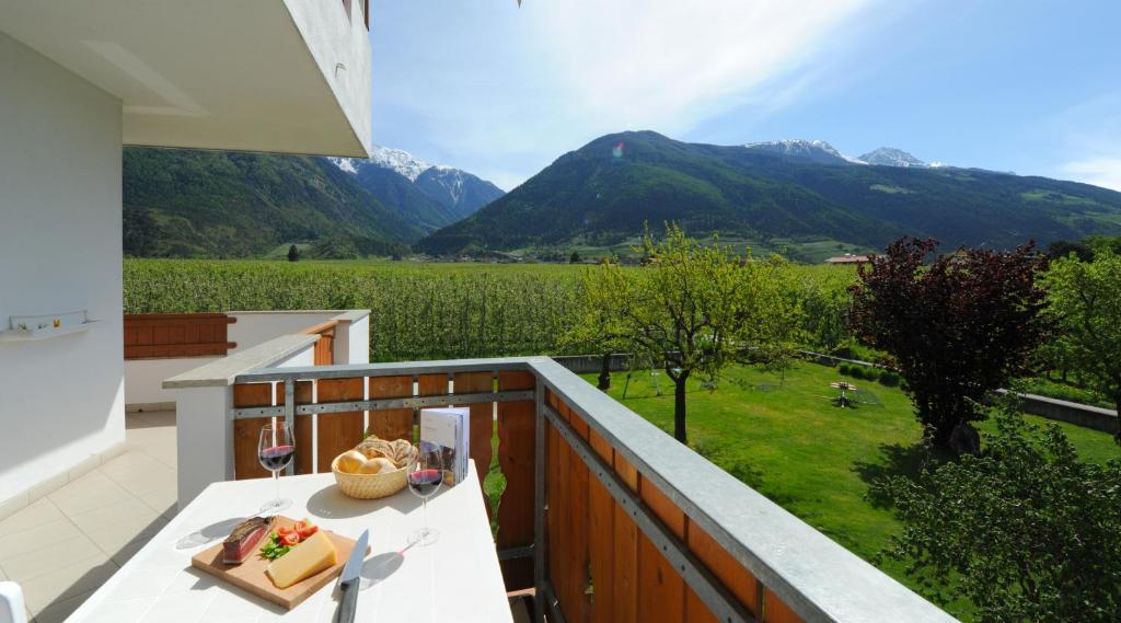 Widok na góry z tego aparthotelu