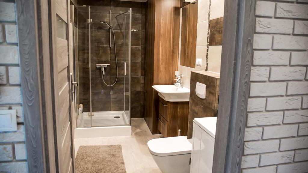 Kúpeľňa v ubytovaní Apartamenty Cicha by Royal Aparts