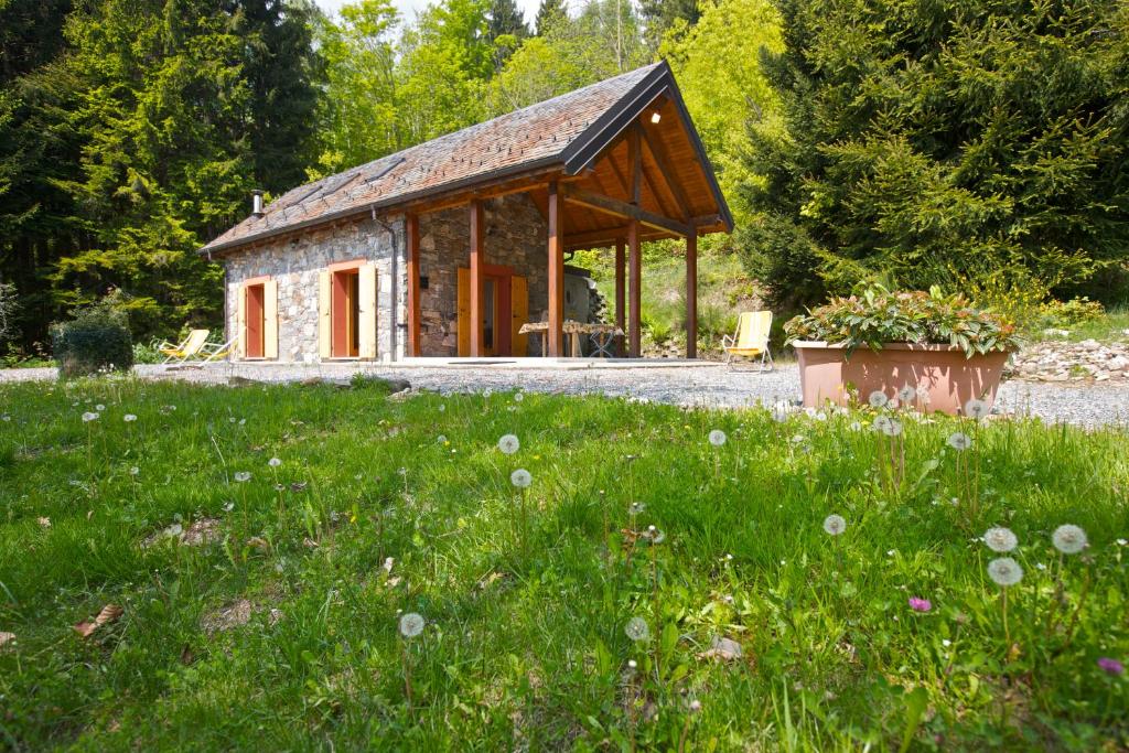 Foto dalla galleria di Il Rustico Piemontese a Miazzina