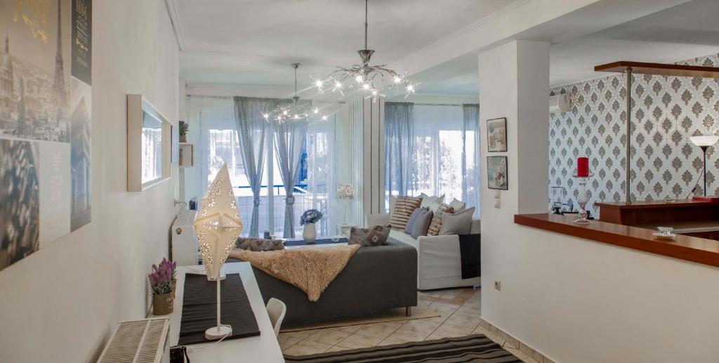 Luxury City Center Apartment - 4