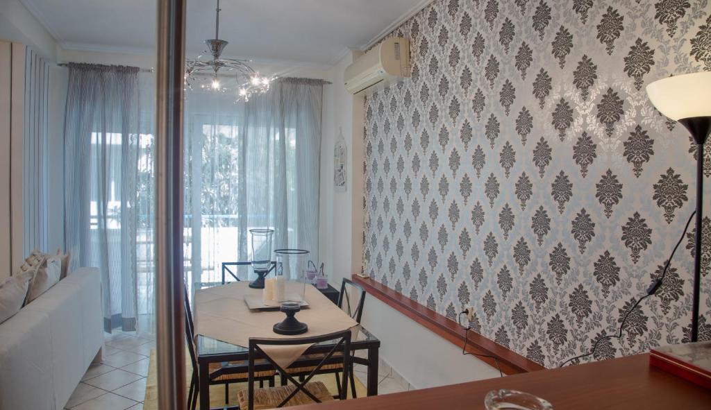 Luxury City Center Apartment - 17