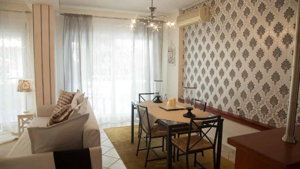 Luxury City Center Apartment - 11