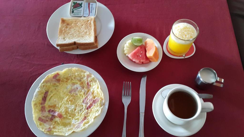 Jídlo v hotelu nebo okolí