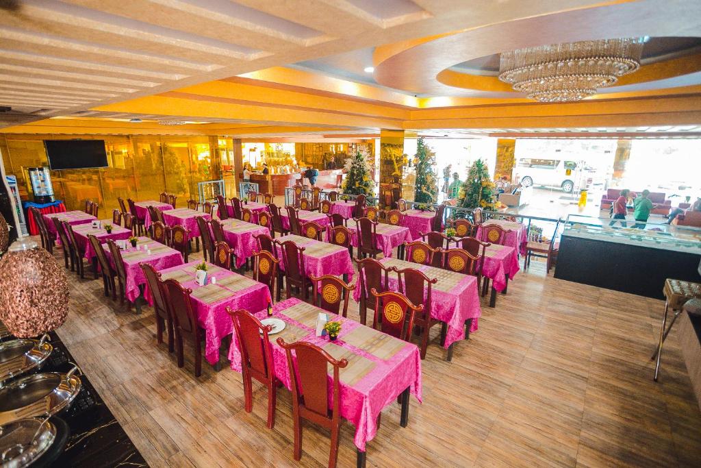 Restaurace v ubytování Butuan Grand Palace Hotel