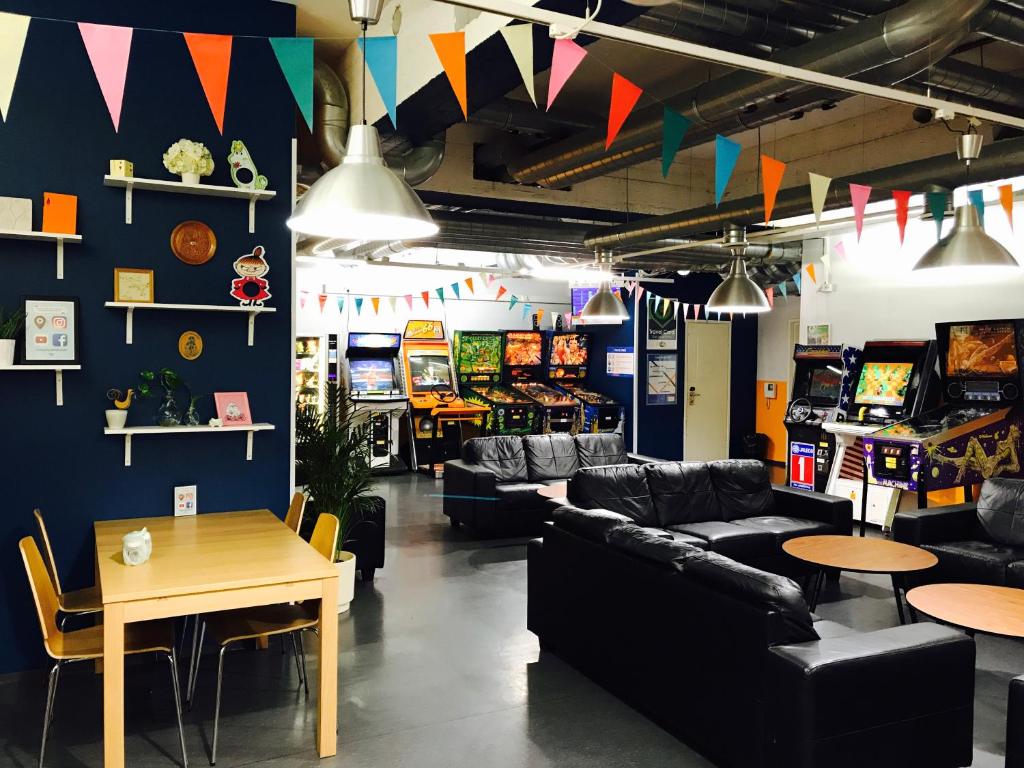 Posezení v ubytování CheapSleep Hostel Helsinki