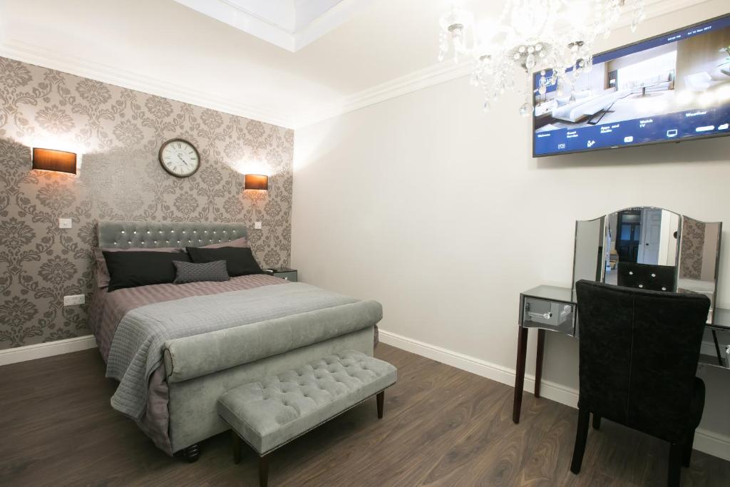 Apartments at Number 10 The Abbey - One-Bedroom Apartment