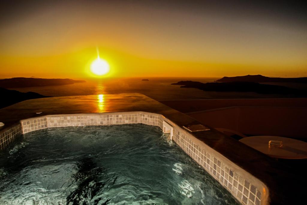 Villa Irini Fira - Adults Only - 17