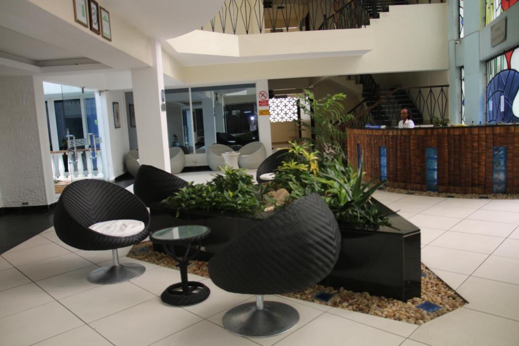 Modern Beach Front Studio Apartment B44, Mombasa (updated prices 2025)