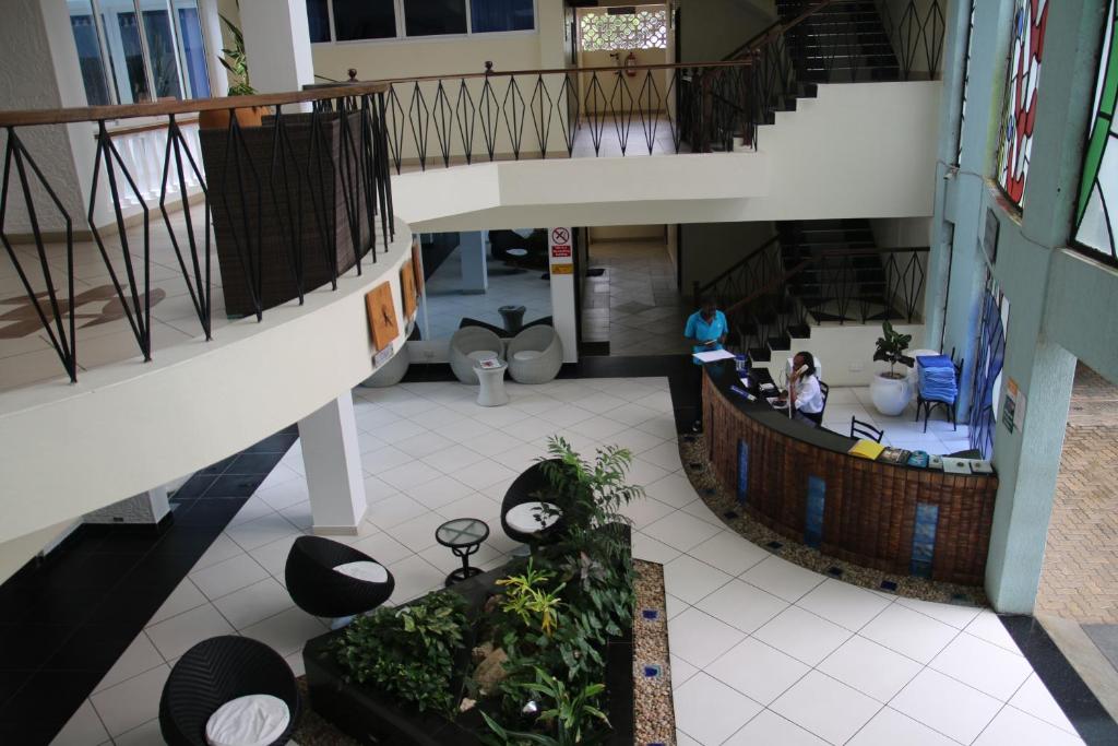 Modern Beach Front Studio Apartment B44, Mombasa (updated prices 2025)