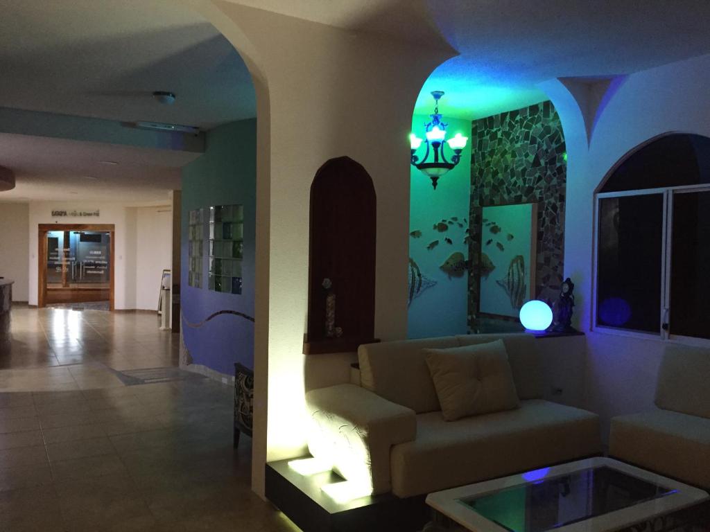 Posezení v ubytování Eco Hotel Katarma