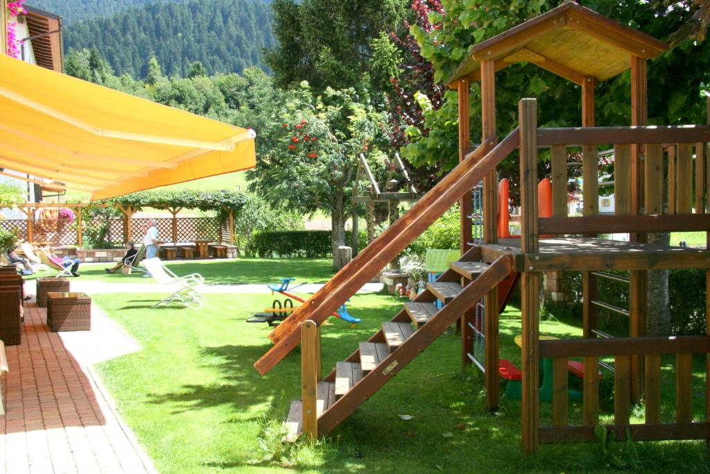 Zdjęcie z galerii obiektu Dolomiti Hotel Olimpia w Andole