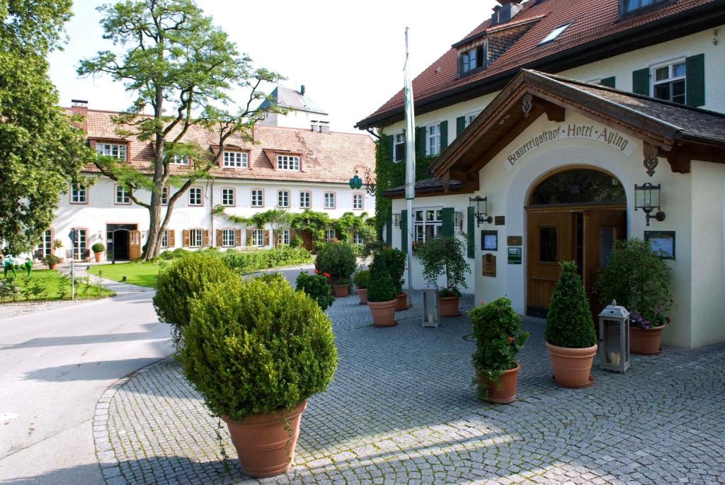 Zahrada ubytování Brauereigasthof-Hotel Aying