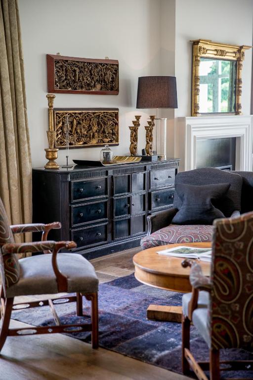 The Marlborough - Resim 18