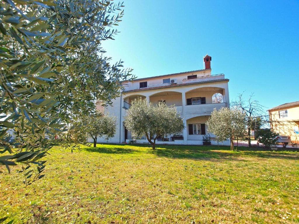 Zahrada ubytování Apartments Blazenka 1270