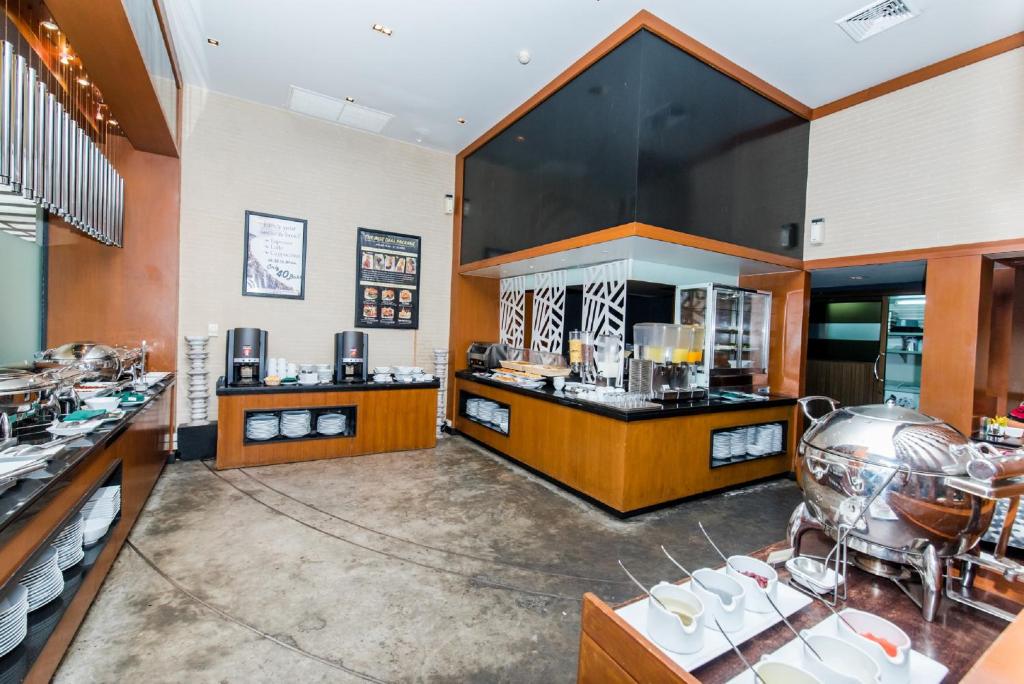 ASHLEE Hub Hotel Patong - Resim 10
