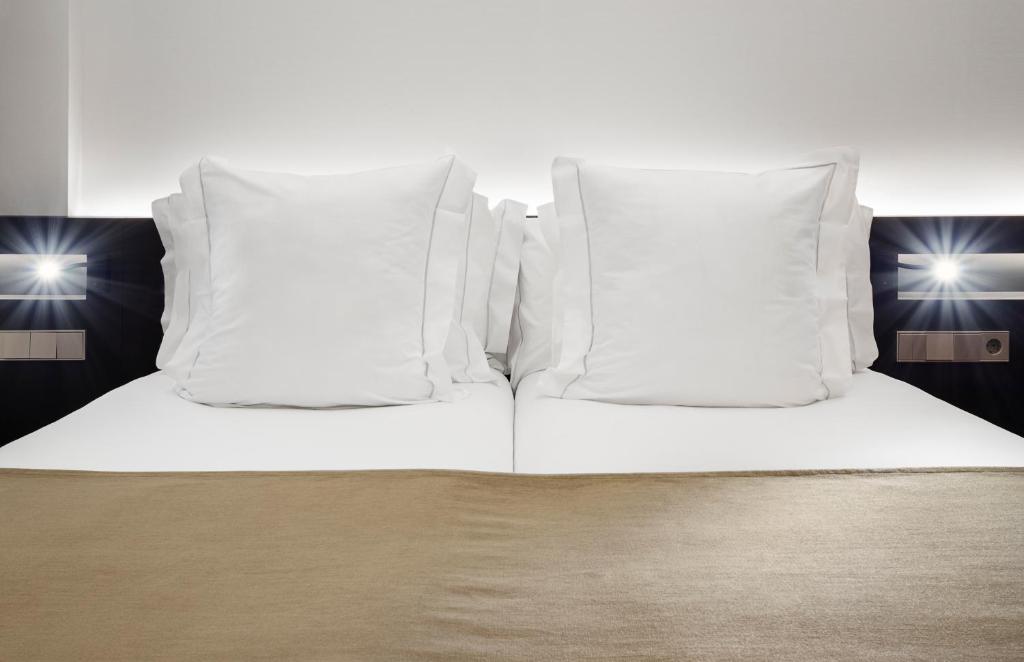 One Shot Mercat - Resim 26