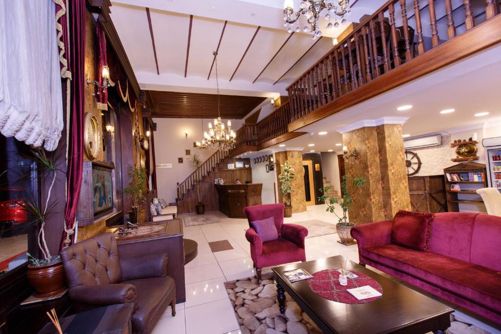 Posezení v ubytování Tahir Aga Konagi Hotel