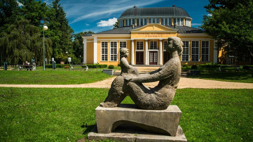 Zdjęcie z galerii obiektu Apartment Pension Stark we Franciszkowych Łaźniach