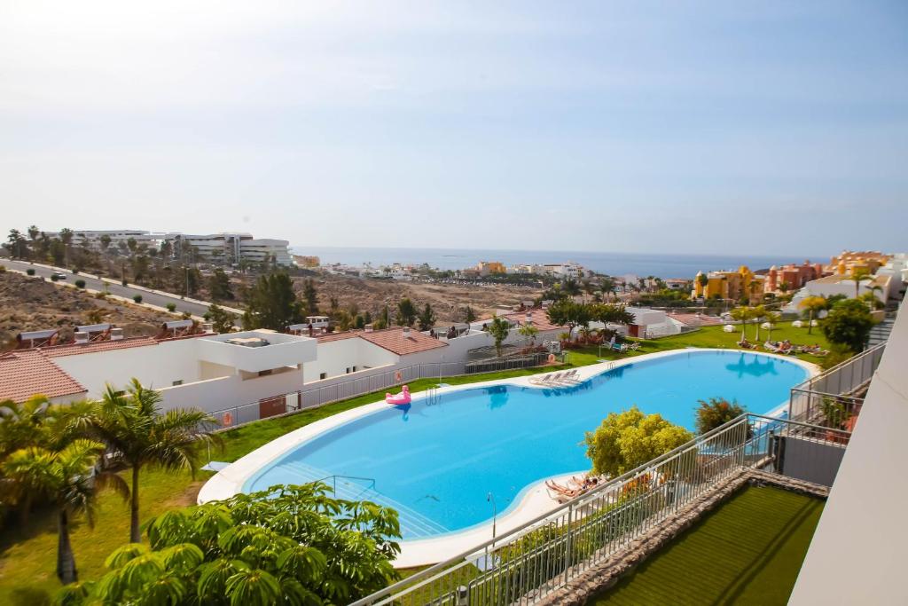 2 Bedrooms Apartment In Magnolia Golf Resort, La Caleta