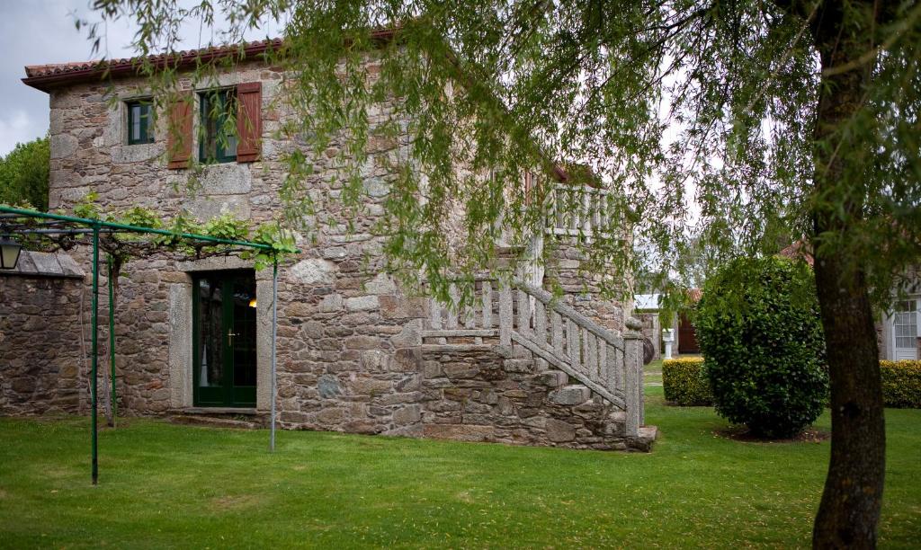 A garden outside Casa de Barreiro