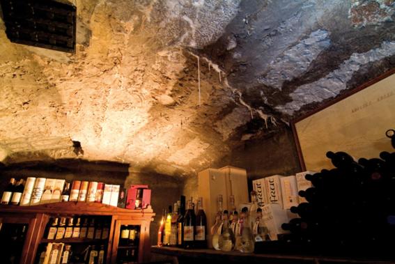 Lounge nebo bar v ubytování Lokanda Devetak