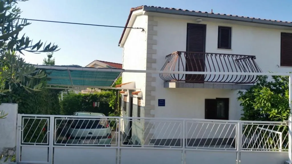 Seaside holiday house Seget Vranjica, Trogir - 2195, Trogir, Croaţia