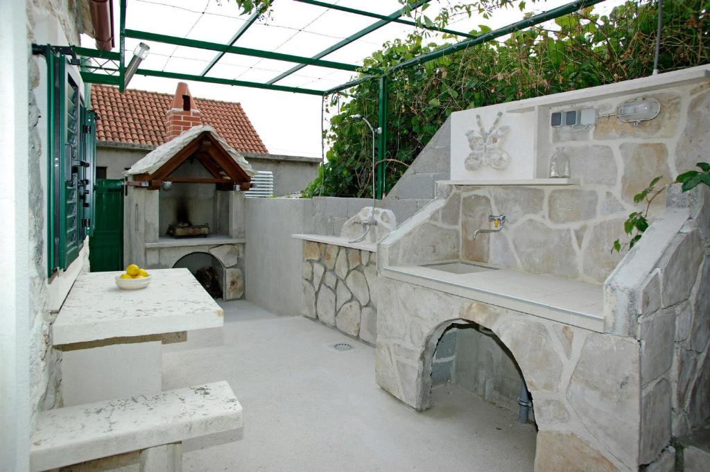 Fotografie z fotogalerie ubytování Apartment Menego A2 BOL-CENTER, Croatia v destinaci Bol