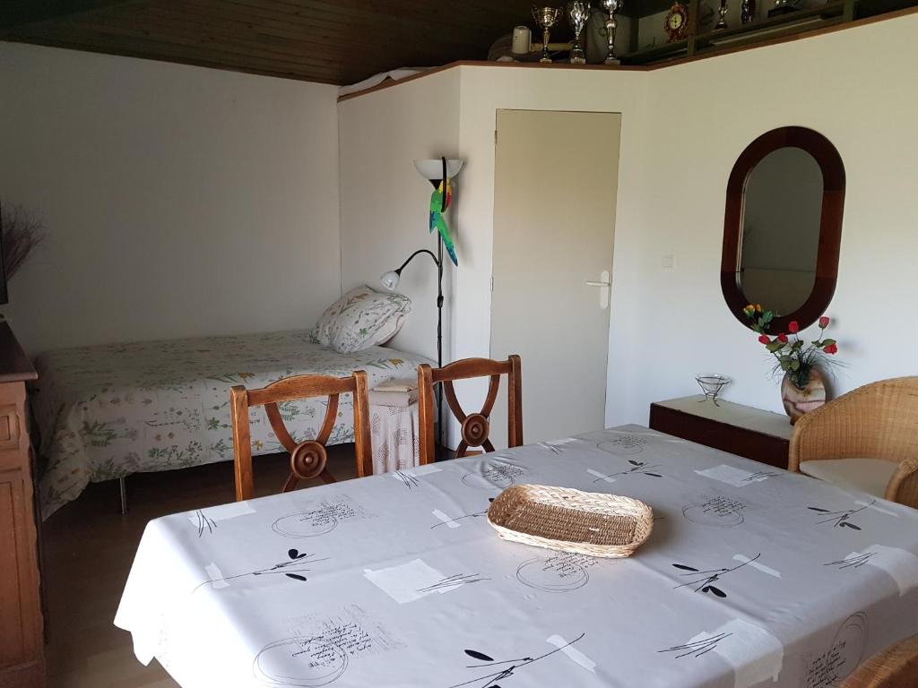 Postel nebo postele na pokoji v ubytování Villa Le Rabailly
