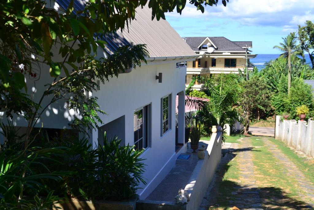 Ocean Bird & Wanita's Self Catering Seychelles photo 2