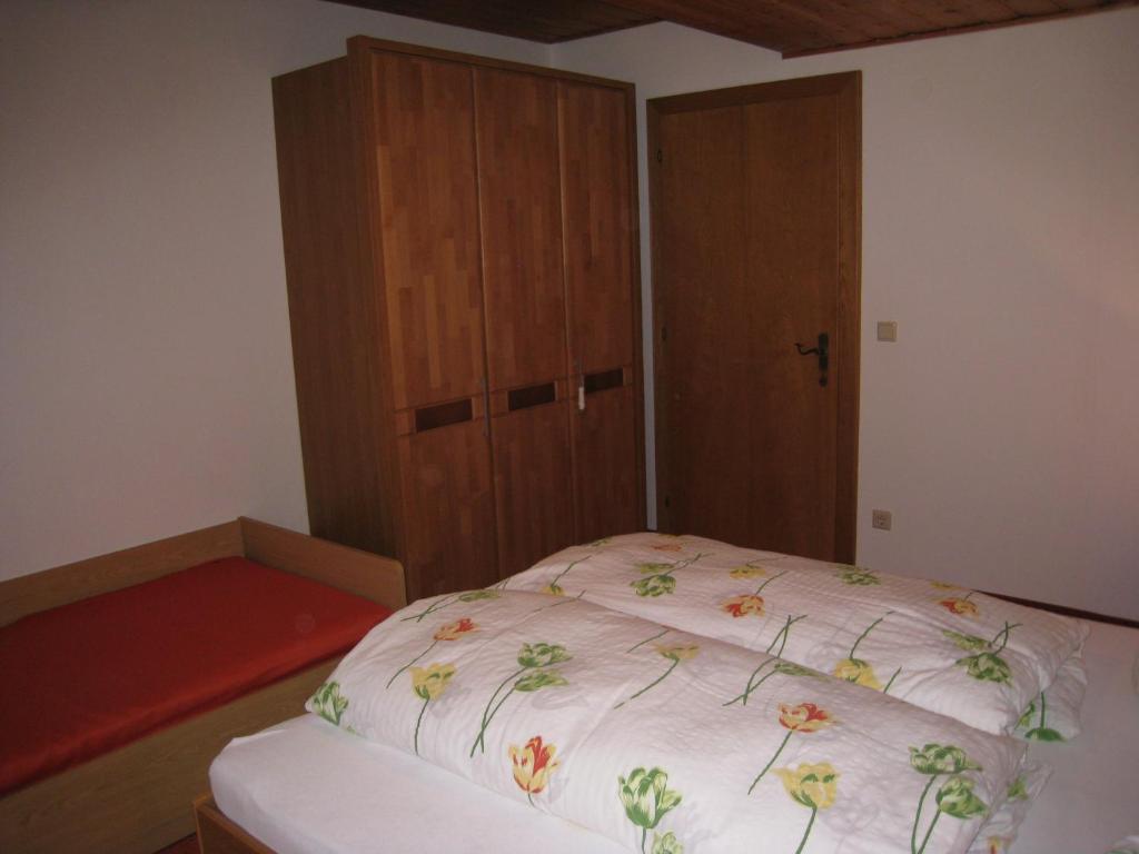 Postel nebo postele na pokoji v ubytování Haus Birgit