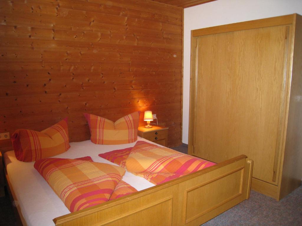 Postel nebo postele na pokoji v ubytování Haus Birgit