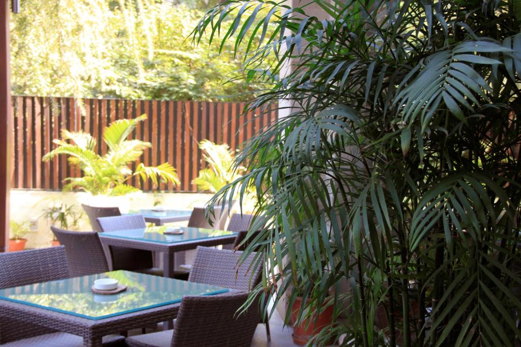لابی و فضای عمومی Udman Hotel Panchshila Park - تصویر ۵