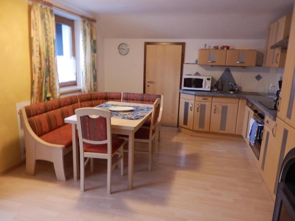 Kuchyňa alebo kuchynka v ubytovaní Reiserhof