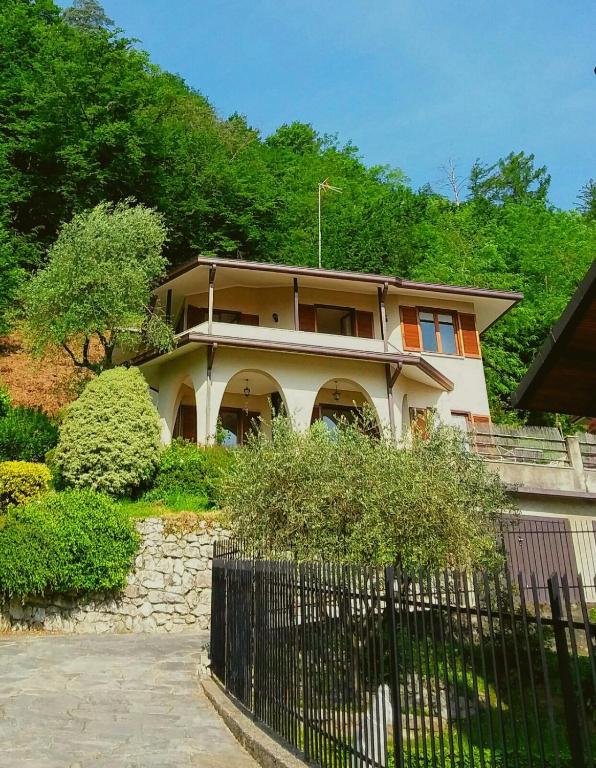 Oliveto Lario