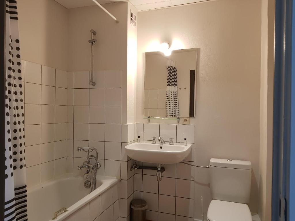 Koupelna v ubytování Hotel O Ieper