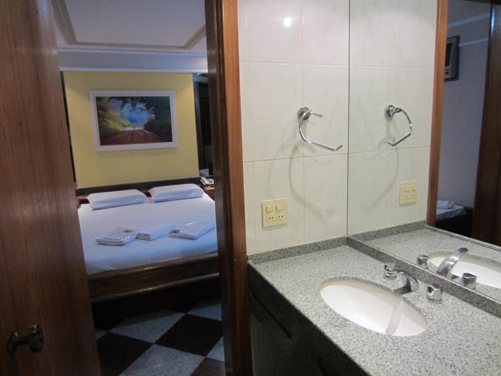  Hotel Copamar