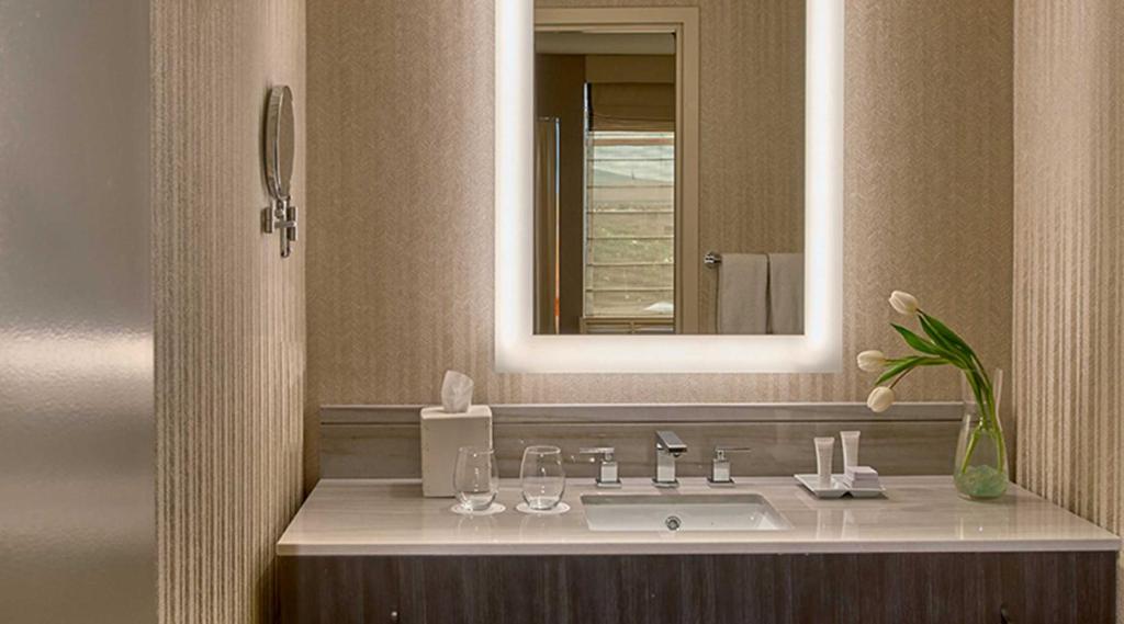 Hotel Zoe Fisherman's Wharf - 签名女王套房