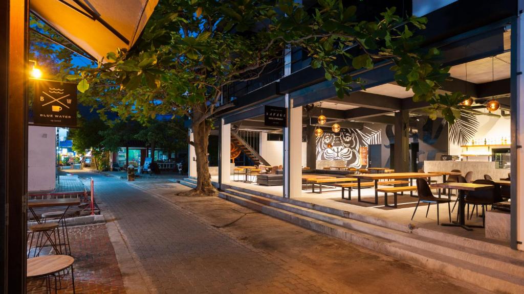 Restaurace v ubytování Savage Hostel Koh Tao
