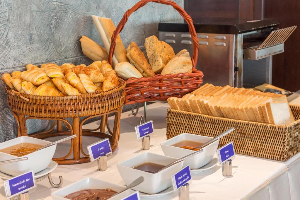 Sora Resort & Suites Sukhumvit - Resim 31