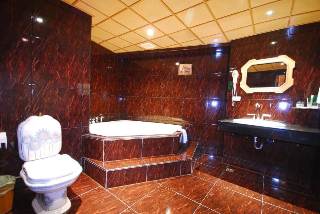 Koupelna v ubytování KaRo Hotel