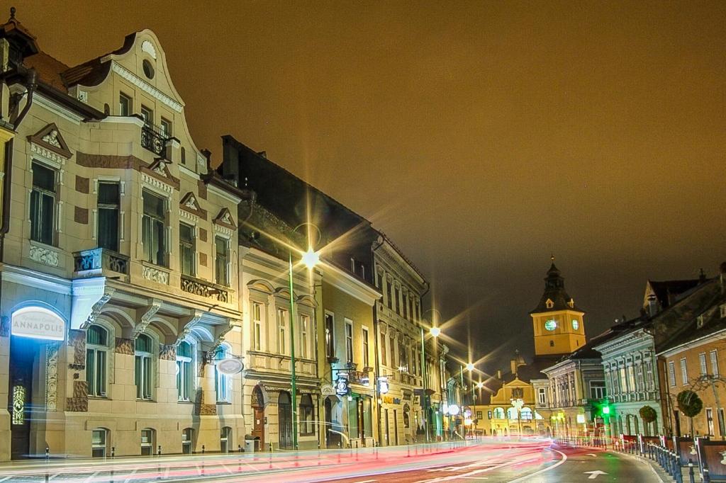 El barri de l'hostal o pensió o un barri que hi ha a prop
