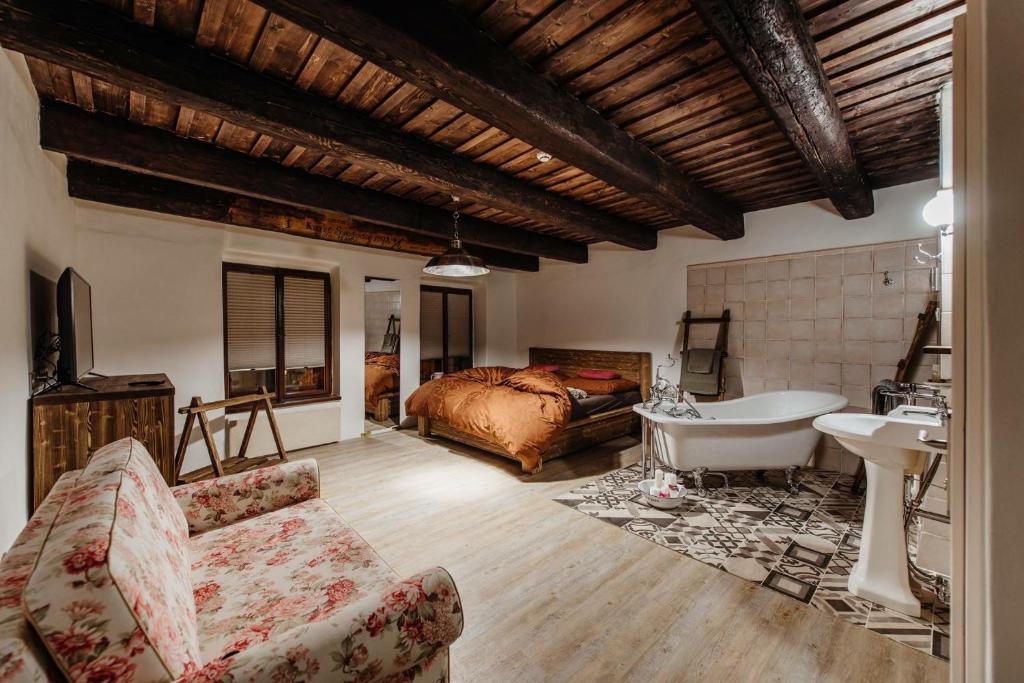 Penzion Víno Hruška Pardubice - 1