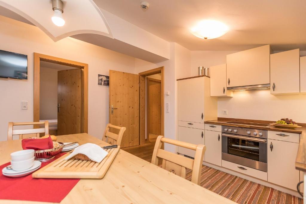 Alpenhof Apartments - 11