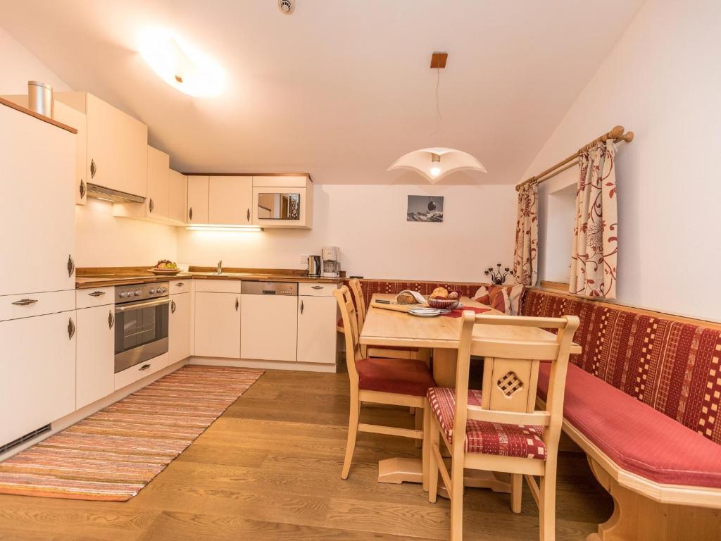 Alpenhof Apartments - 10