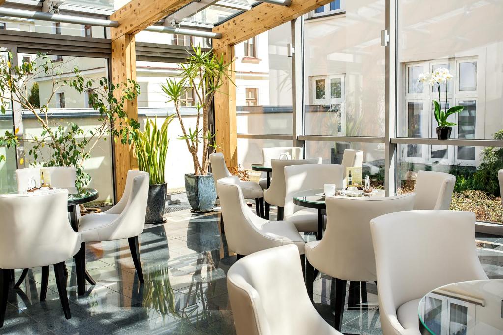 Posedenie v ubytovaní Jantar Hotel & SPA by Zdrojowa