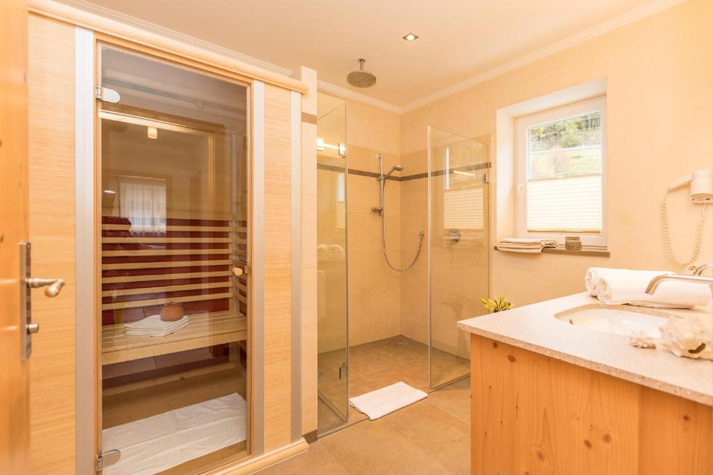 Alpenhof Apartments - 7