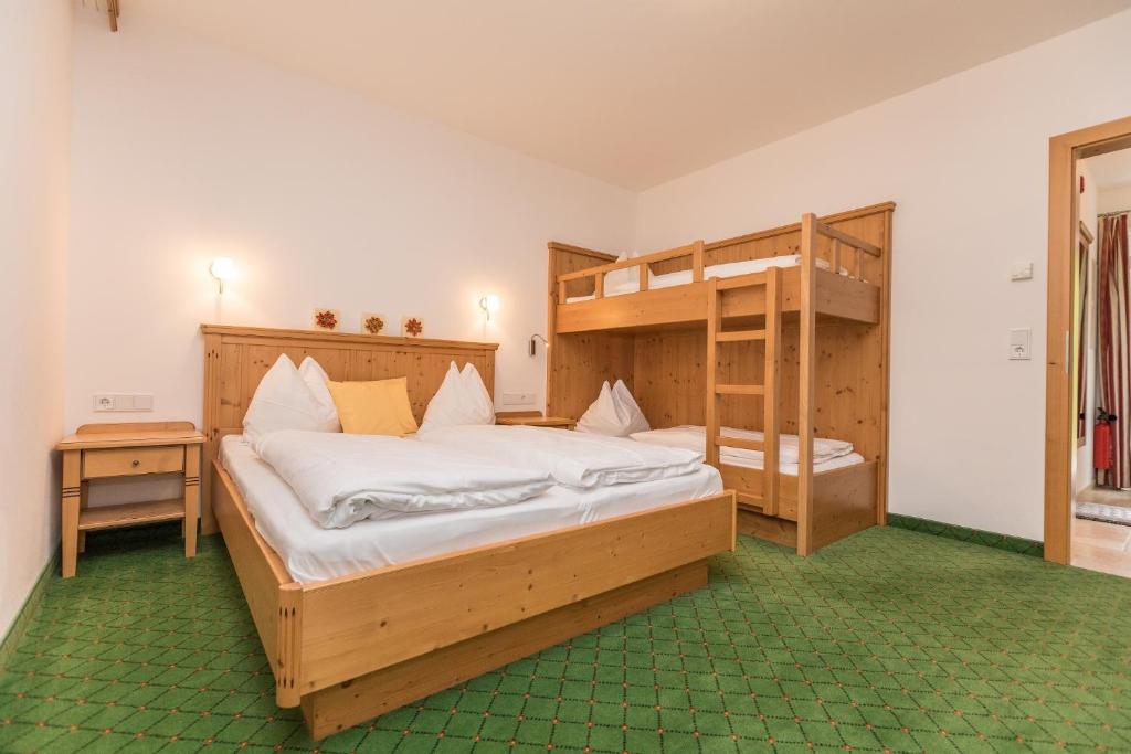 Alpenhof Apartments - 3